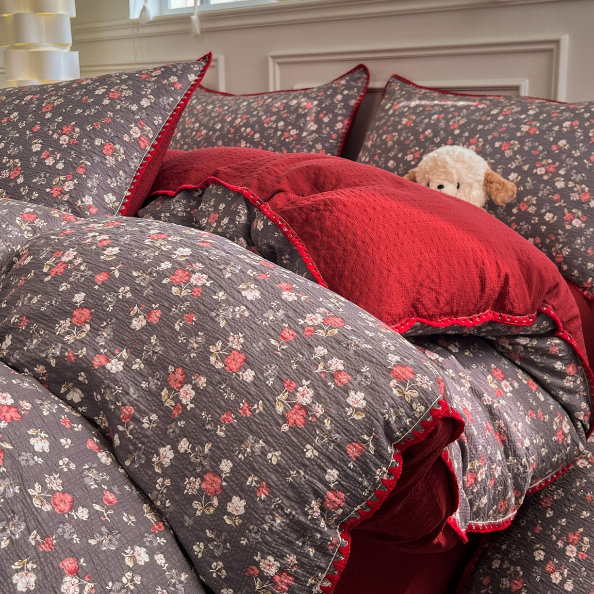 91家纺网 家纺一手货源 找家纺 （总）慕澄家纺 2026新款小清新印花泡芙纱贝壳边四件套