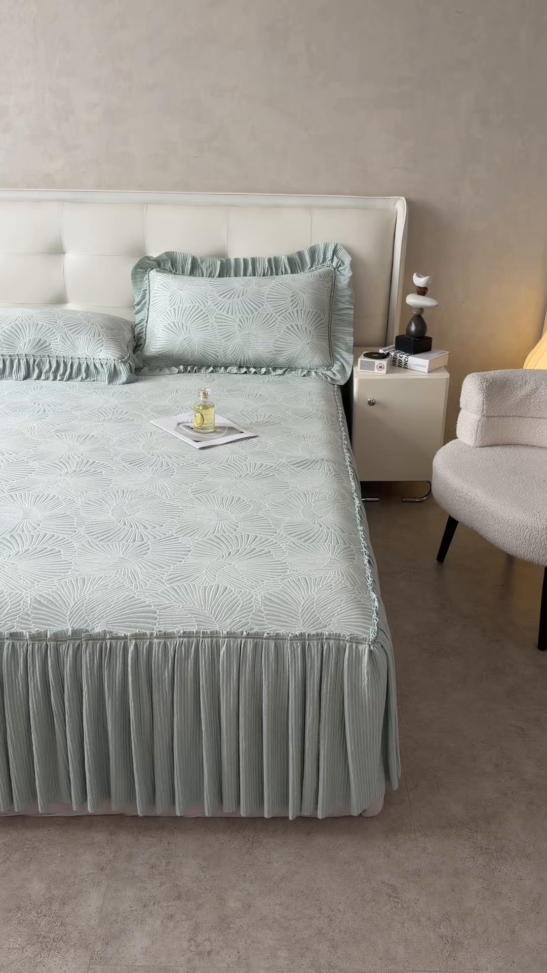 91家纺网 家纺一手货源 找家纺 绒艺席业 2026年新款立体浮雕工艺正宗凉感豆豆席凉席席子-床裙款 豆豆银杏叶-绿色