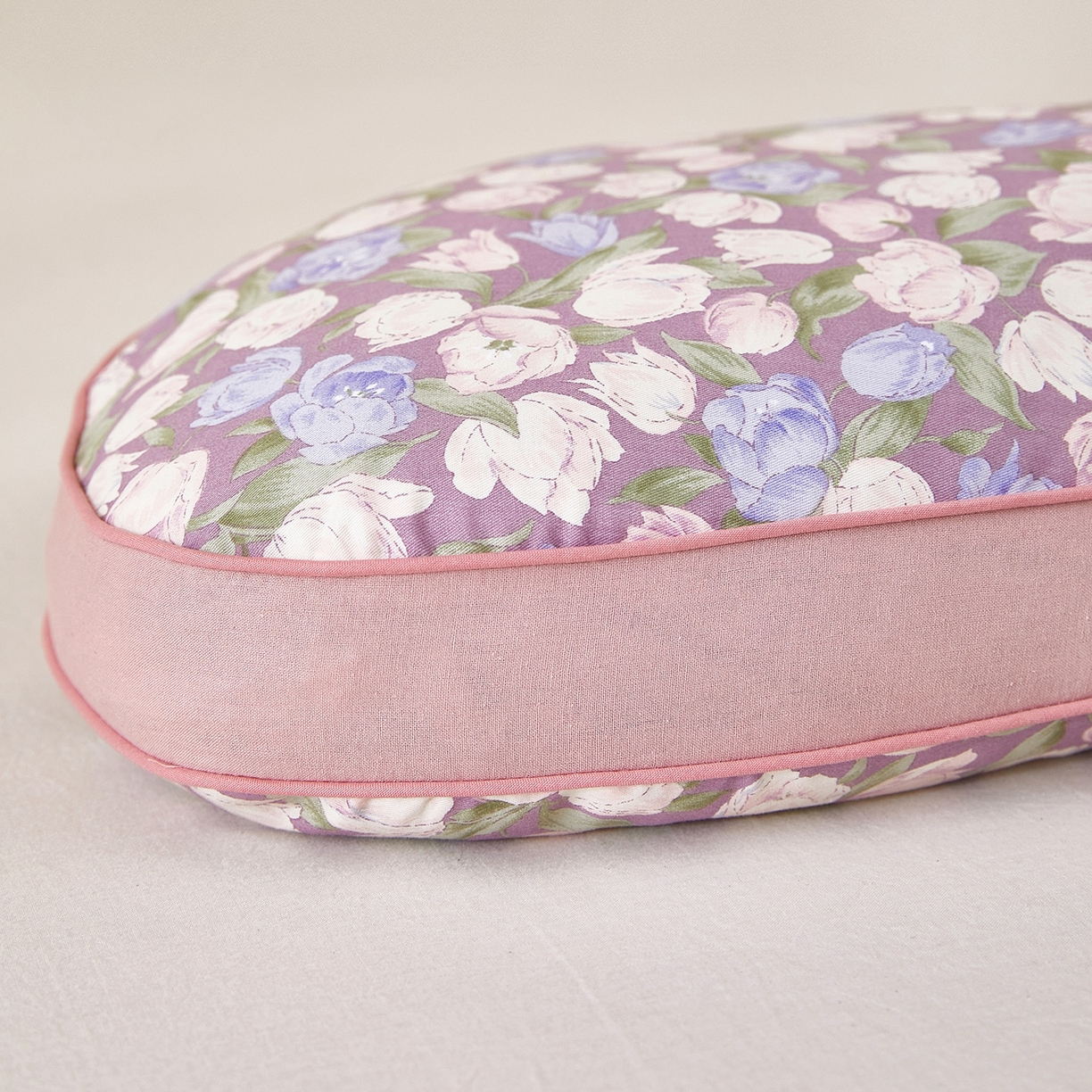 91家纺网 家纺一手货源 找家纺 梦叶草 2026新款全棉碎花猫耳荞麦枕 全棉碎花猫耳荞麦枕-花海