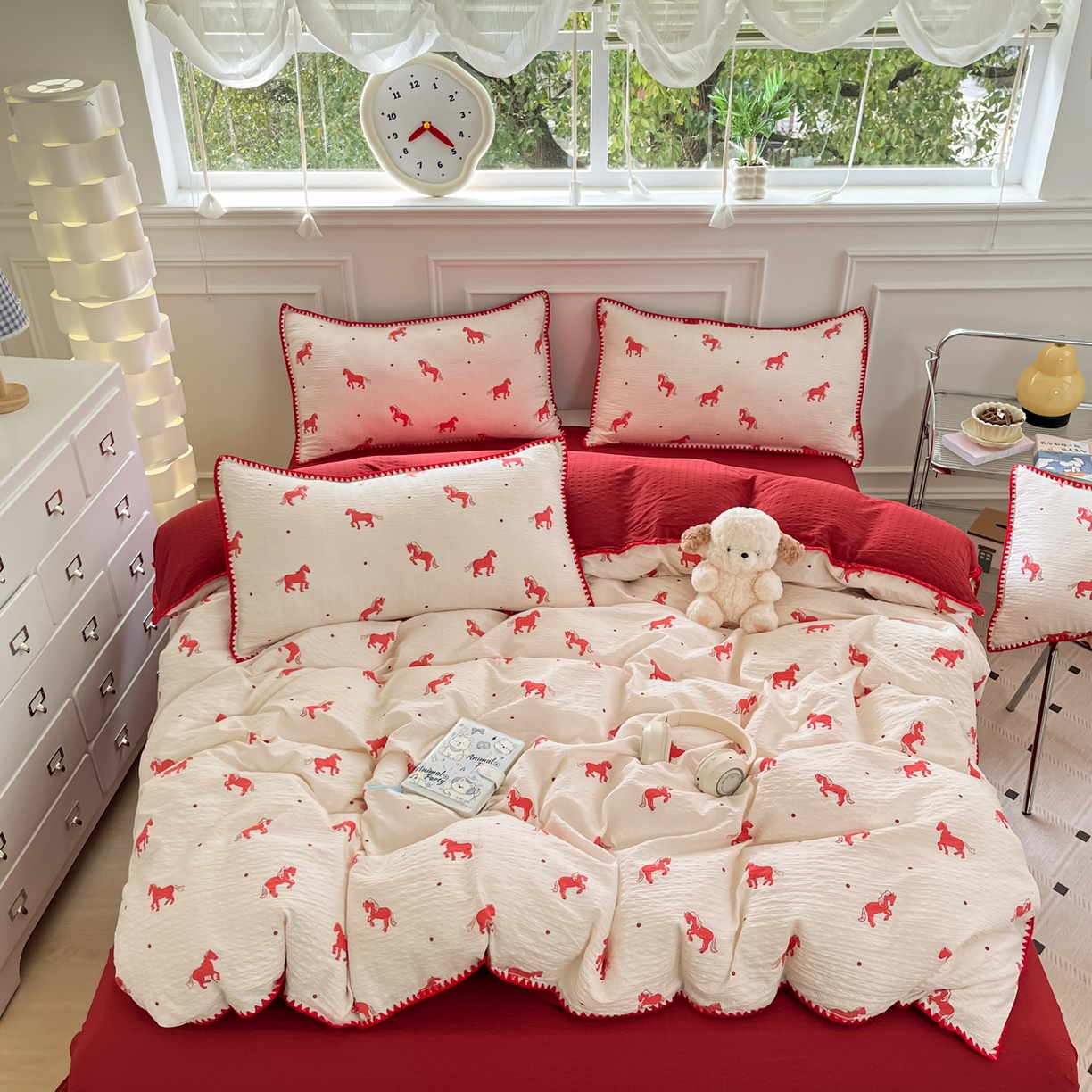 91家纺网 家纺一手货源 找家纺 慕澄家纺 2026新款小清新印花泡芙纱贝壳边四件套 红马星野