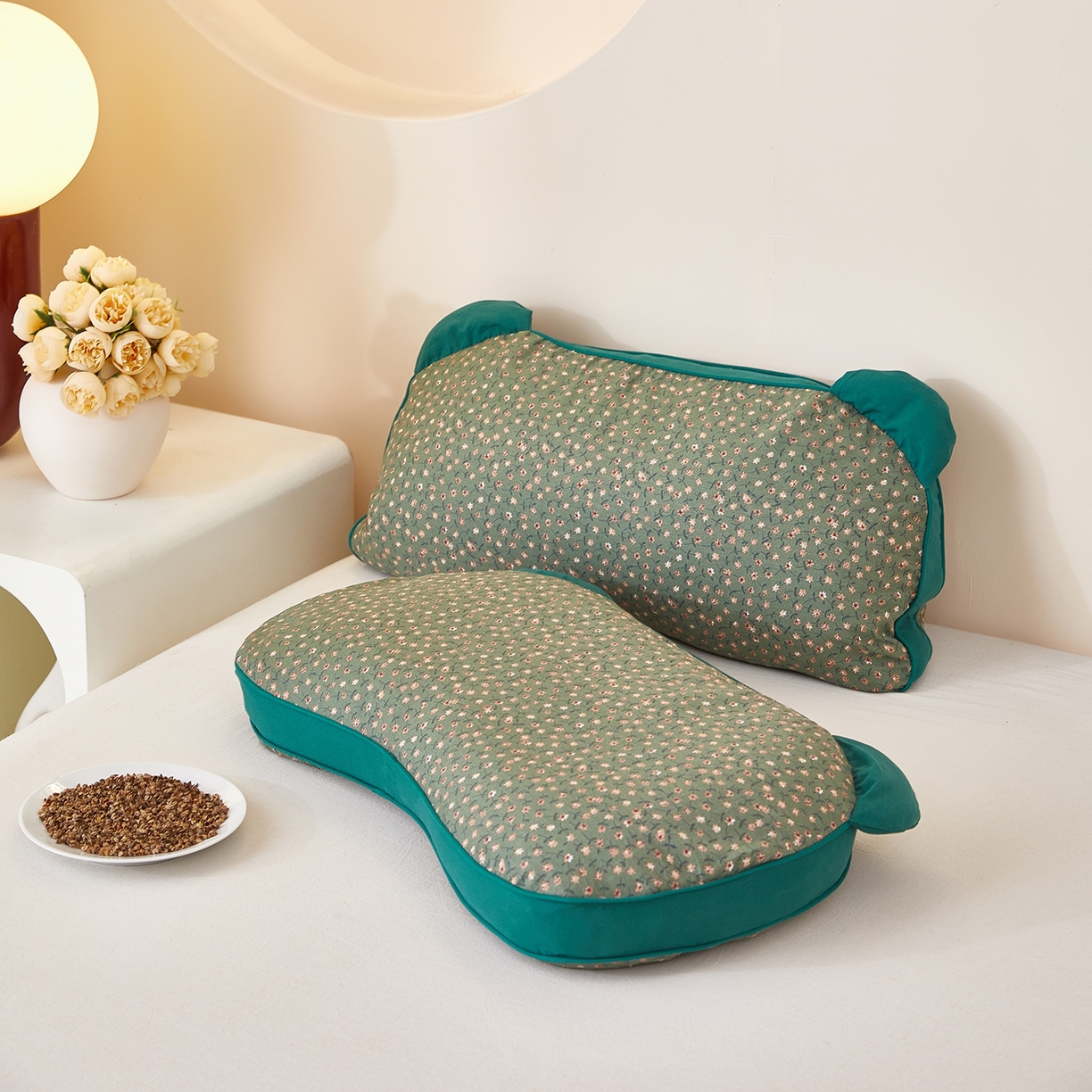 91家纺网 家纺一手货源 找家纺 梦叶草 2026新款全棉碎花猫耳荞麦枕 全棉碎花猫耳荞麦枕-深蓝