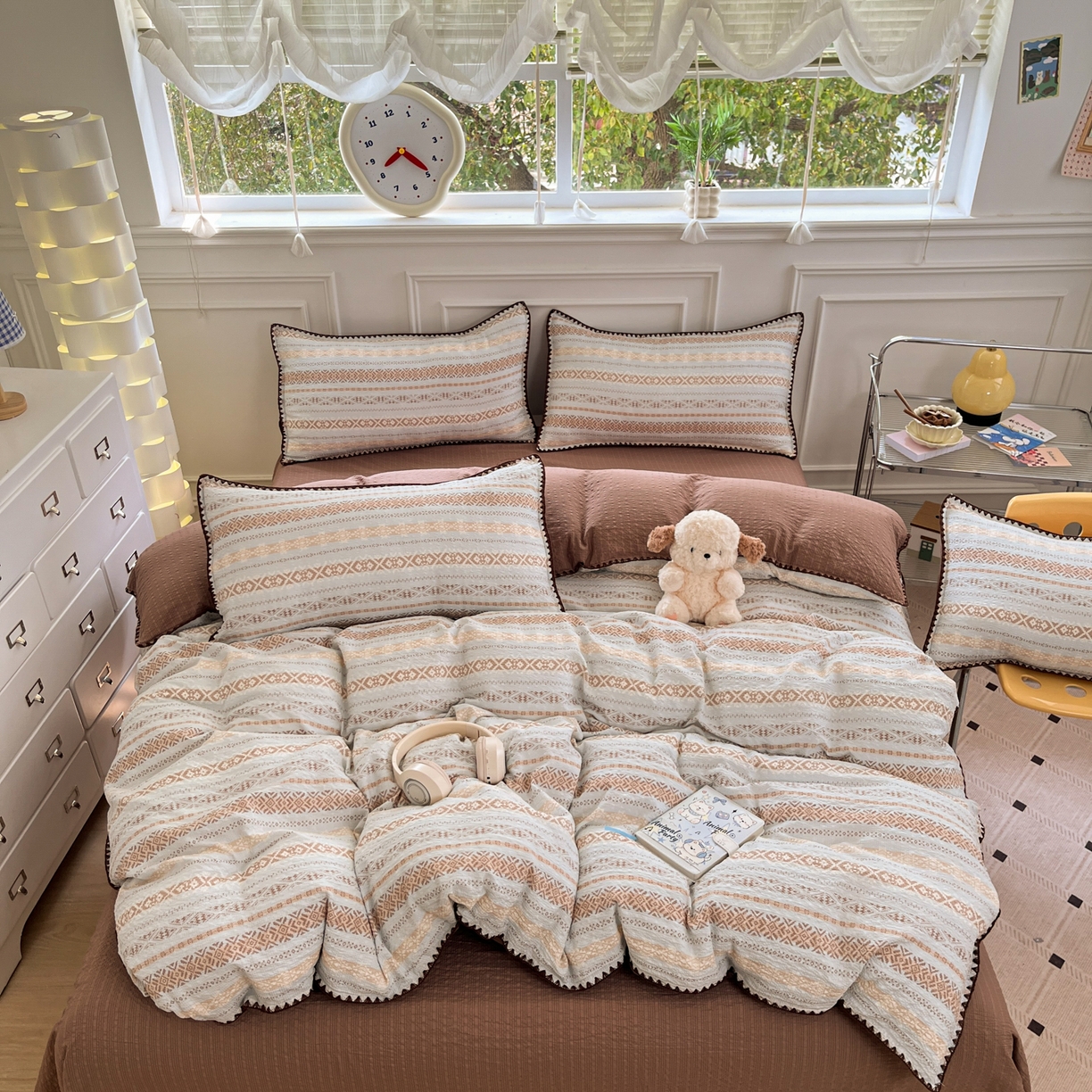 91家纺网 家纺一手货源 找家纺 慕澄家纺 2026新款小清新印花泡芙纱贝壳边四件套 焦糖海盐