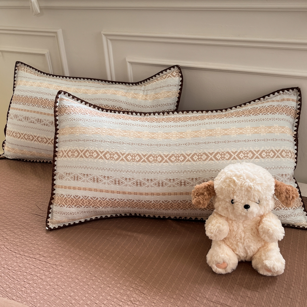 91家纺网 家纺一手货源 找家纺 慕澄家纺 2026新款小清新印花泡芙纱贝壳边四件套 焦糖海盐