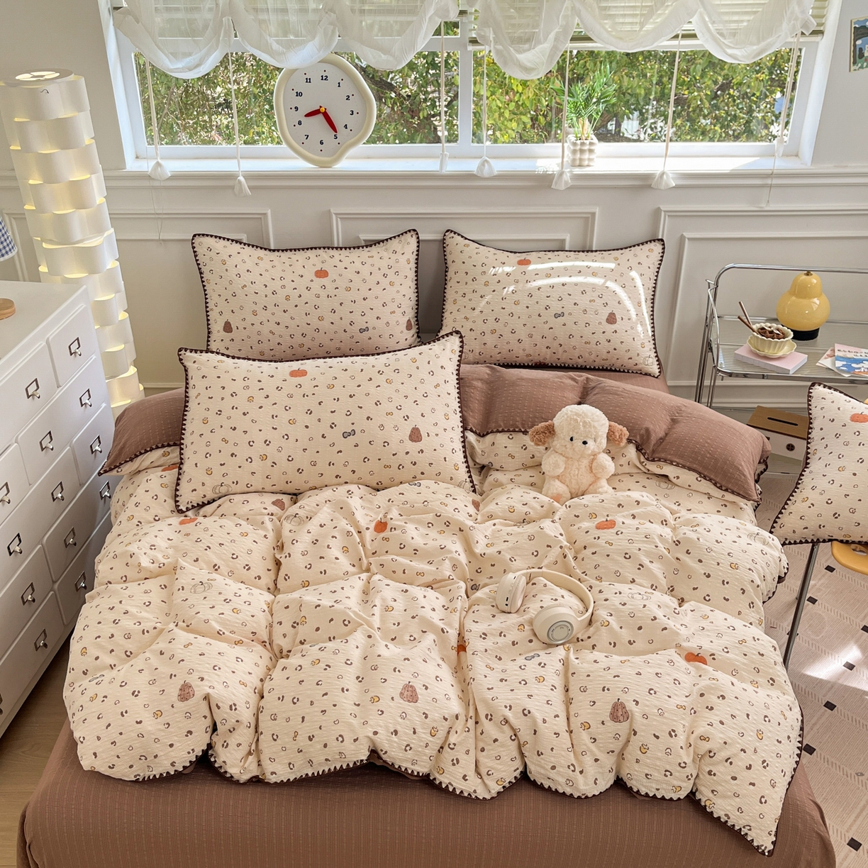 91家纺网 家纺一手货源 找家纺 慕澄家纺 2026新款小清新印花泡芙纱贝壳边四件套 栗栗南瓜派