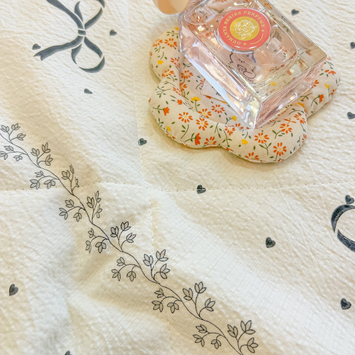 91家纺网 家纺一手货源 找家纺 （总）乐逸家纺  2026新款A类云感双层纱夏被床盖四件套