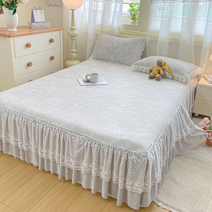 91家纺网 家纺一手货源 找家纺 伊人坊 2026新款A类550克凉感提花值过0.21冰豆豆家用凉席子三件套夏季-床裙款 繁花－灰