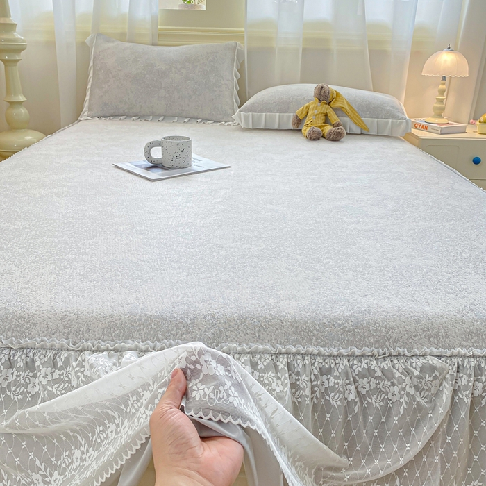 91家纺网 家纺一手货源 找家纺 伊人坊 2026新款A类550克凉感提花值过0.21冰豆豆家用凉席子三件套夏季-床裙款 繁花－灰