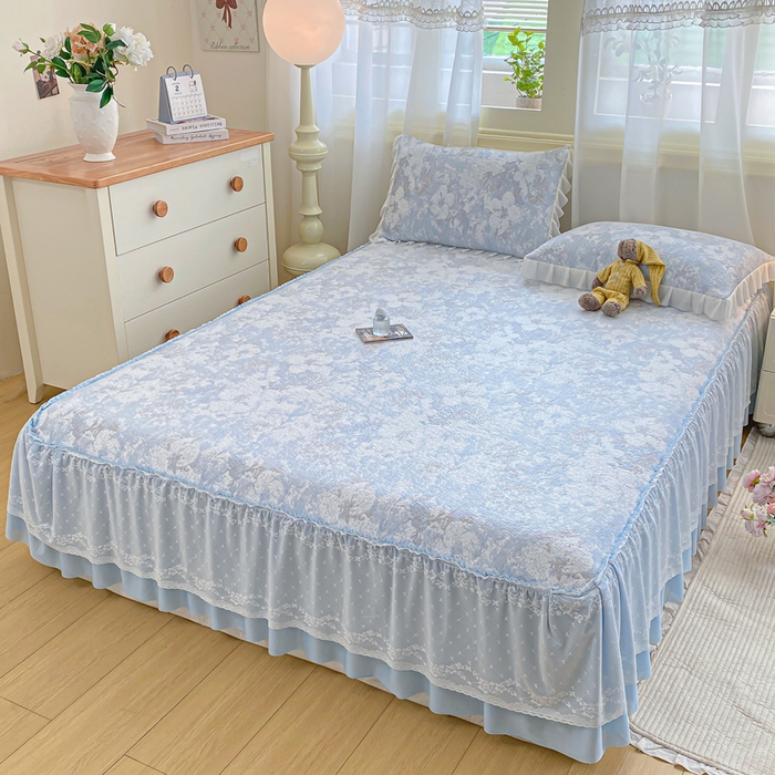 91家纺网 家纺一手货源 找家纺 伊人坊 2026新款A类550克凉感提花值过0.21冰豆豆家用凉席子三件套夏季-床裙款 繁花-蓝