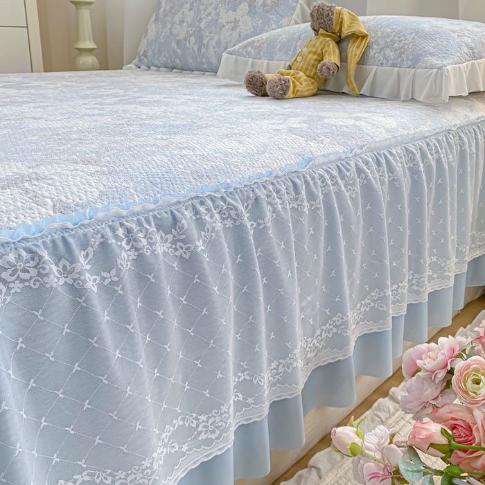 91家纺网 家纺一手货源 找家纺 伊人坊 2026新款A类550克凉感提花值过0.21冰豆豆家用凉席子三件套夏季-床裙款 繁花-蓝