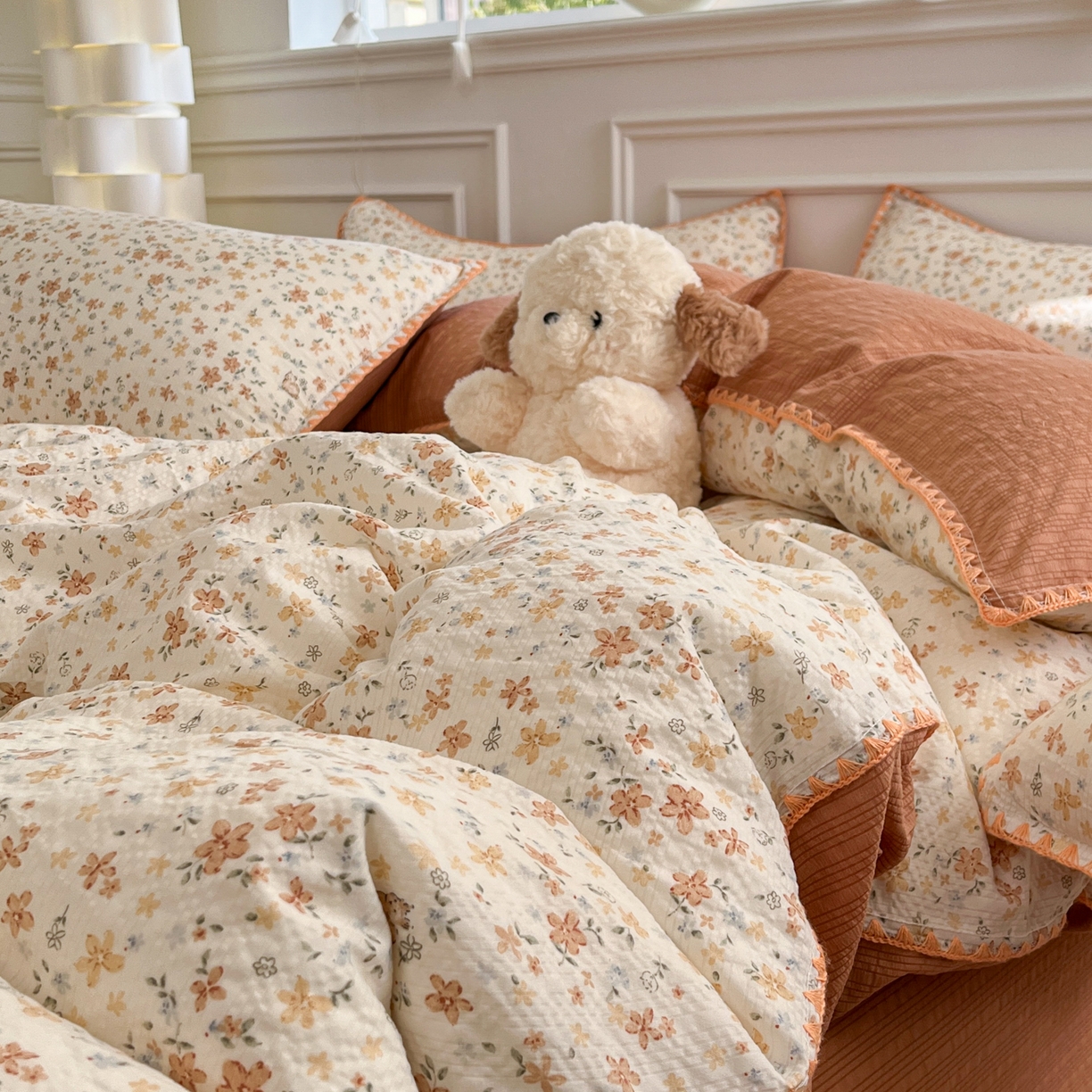 91家纺网 家纺一手货源 找家纺 慕澄家纺 2026新款小清新印花泡芙纱贝壳边四件套 奶橘小甜梦