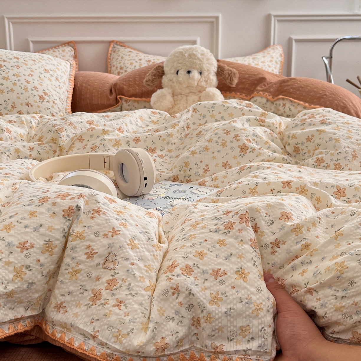 91家纺网 家纺一手货源 找家纺 慕澄家纺 2026新款小清新印花泡芙纱贝壳边四件套 奶橘小甜梦