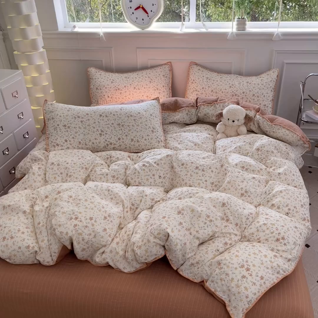 91家纺网 家纺一手货源 找家纺 慕澄家纺 2026新款小清新印花泡芙纱贝壳边四件套 奶橘小甜梦