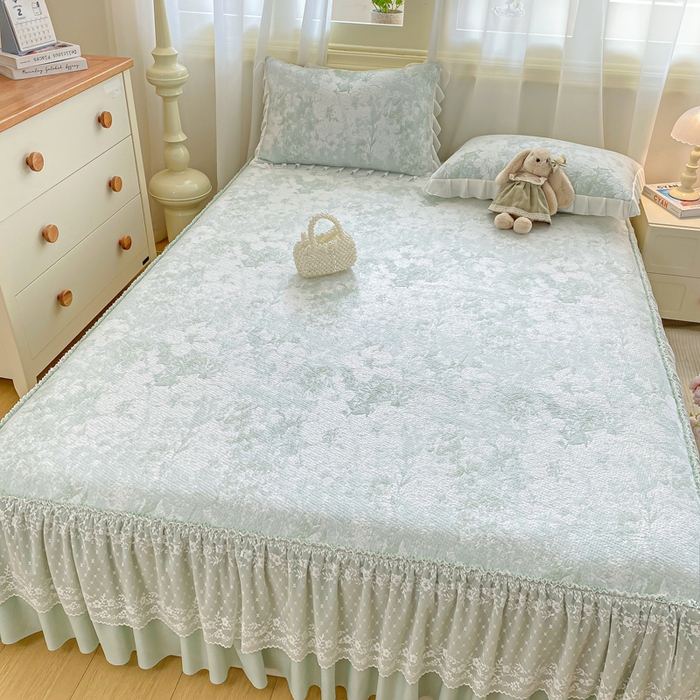 91家纺网 家纺一手货源 找家纺 伊人坊 2026新款A类550克凉感提花值过0.21冰豆豆家用凉席子三件套夏季-床裙款 繁花-绿