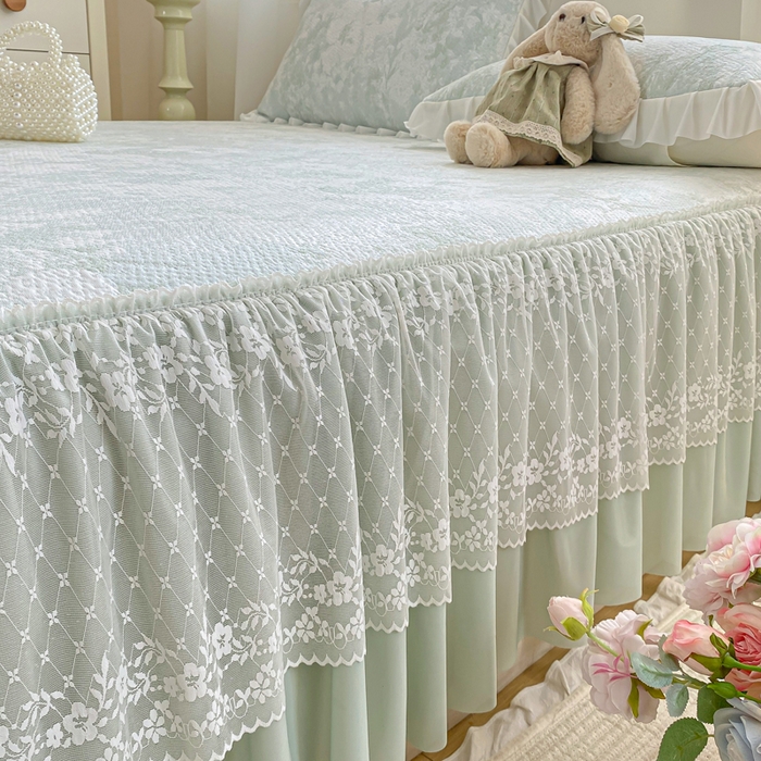 91家纺网 家纺一手货源 找家纺 伊人坊 2026新款A类550克凉感提花值过0.21冰豆豆家用凉席子三件套夏季-床裙款 繁花-绿