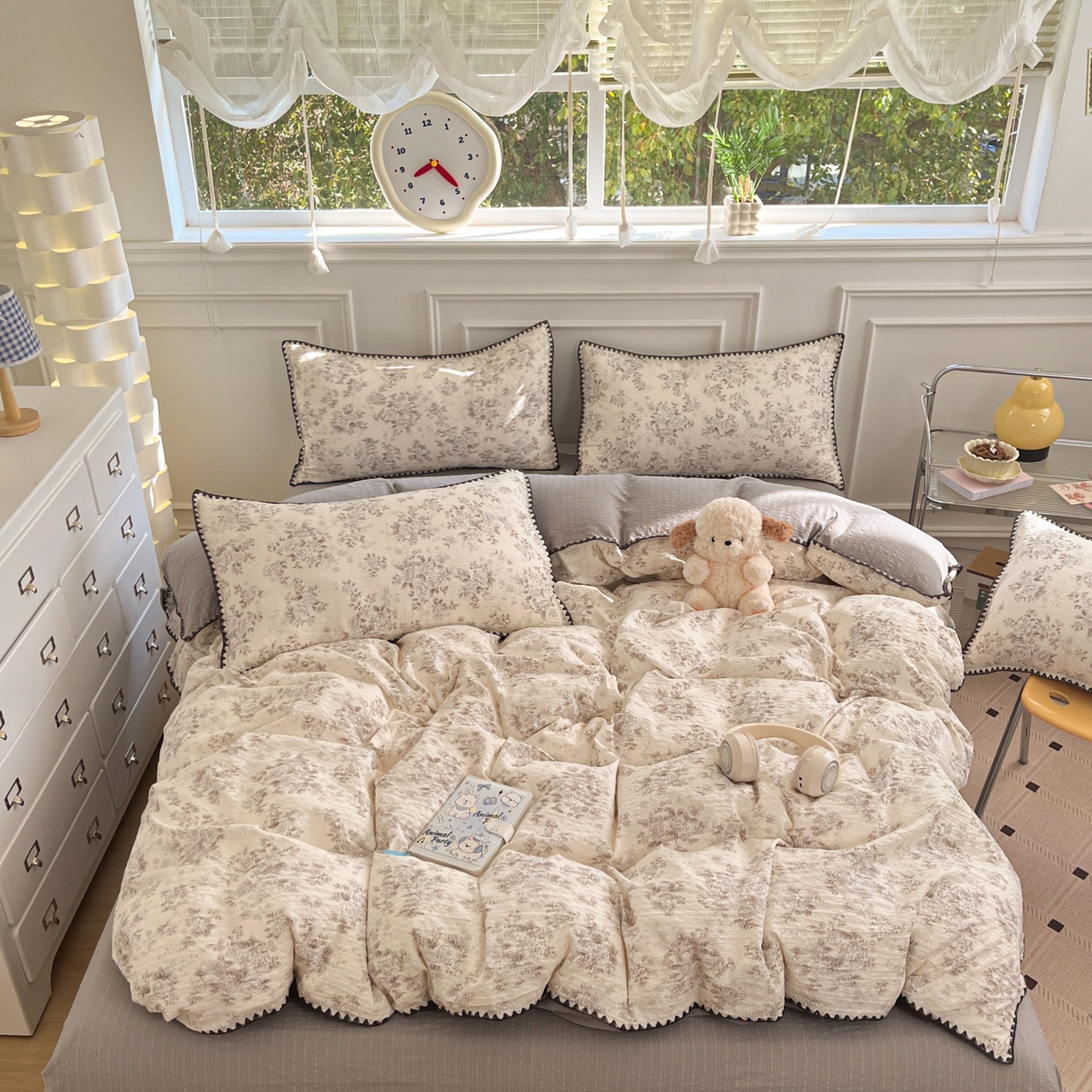 91家纺网 家纺一手货源 找家纺 慕澄家纺 2026新款小清新印花泡芙纱贝壳边四件套 奶雾蔷薇