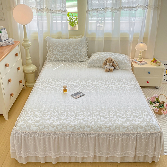 91家纺网 家纺一手货源 找家纺 伊人坊 2026新款A类550克凉感提花值过0.21冰豆豆家用凉席子三件套夏季-床裙款 花蝴蝶－咖