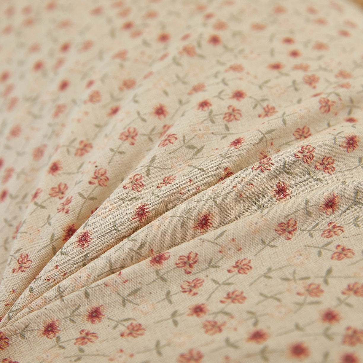 91家纺网 家纺一手货源 找家纺 梦叶草 2026新款全棉碎花月牙花边荞麦枕 全棉碎花月牙荞麦枕-碎花黄