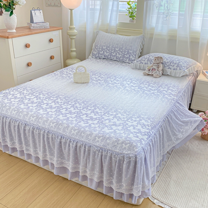 91家纺网 家纺一手货源 找家纺 伊人坊 2026新款A类550克凉感提花值过0.21冰豆豆家用凉席子三件套夏季-床裙款 花蝴蝶－蓝紫