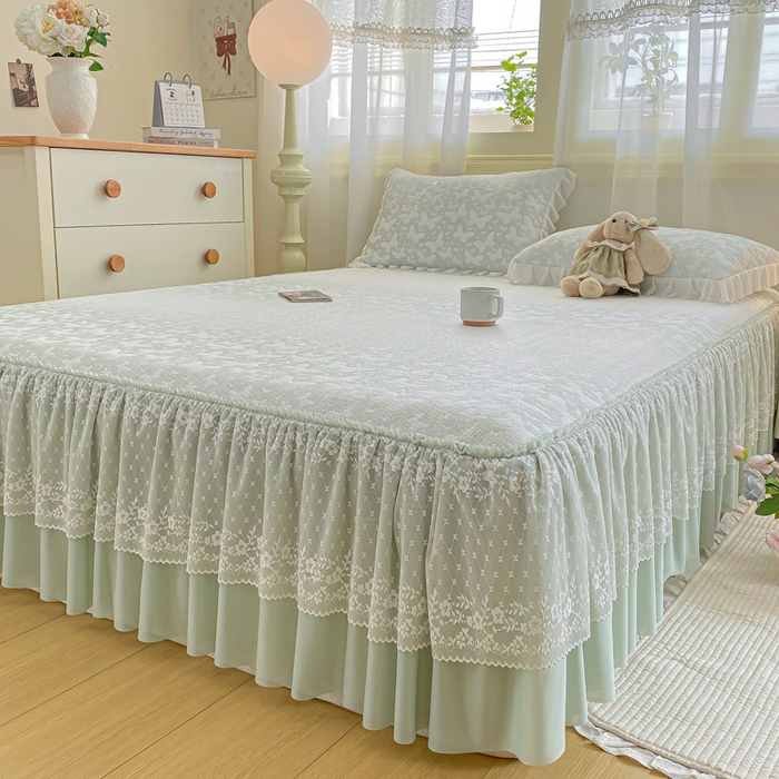 91家纺网 家纺一手货源 找家纺 伊人坊 2026新款A类550克凉感提花值过0.21冰豆豆家用凉席子三件套夏季-床裙款 花蝴蝶-绿