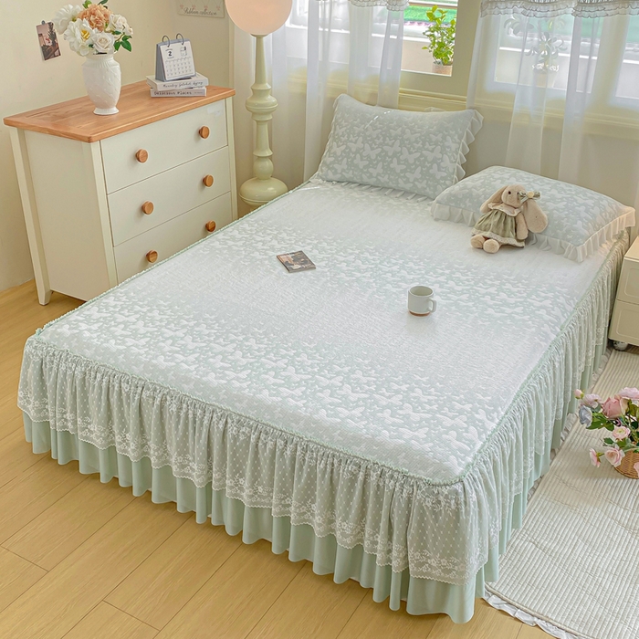 91家纺网 家纺一手货源 找家纺 伊人坊 2026新款A类550克凉感提花值过0.21冰豆豆家用凉席子三件套夏季-床裙款 花蝴蝶-绿