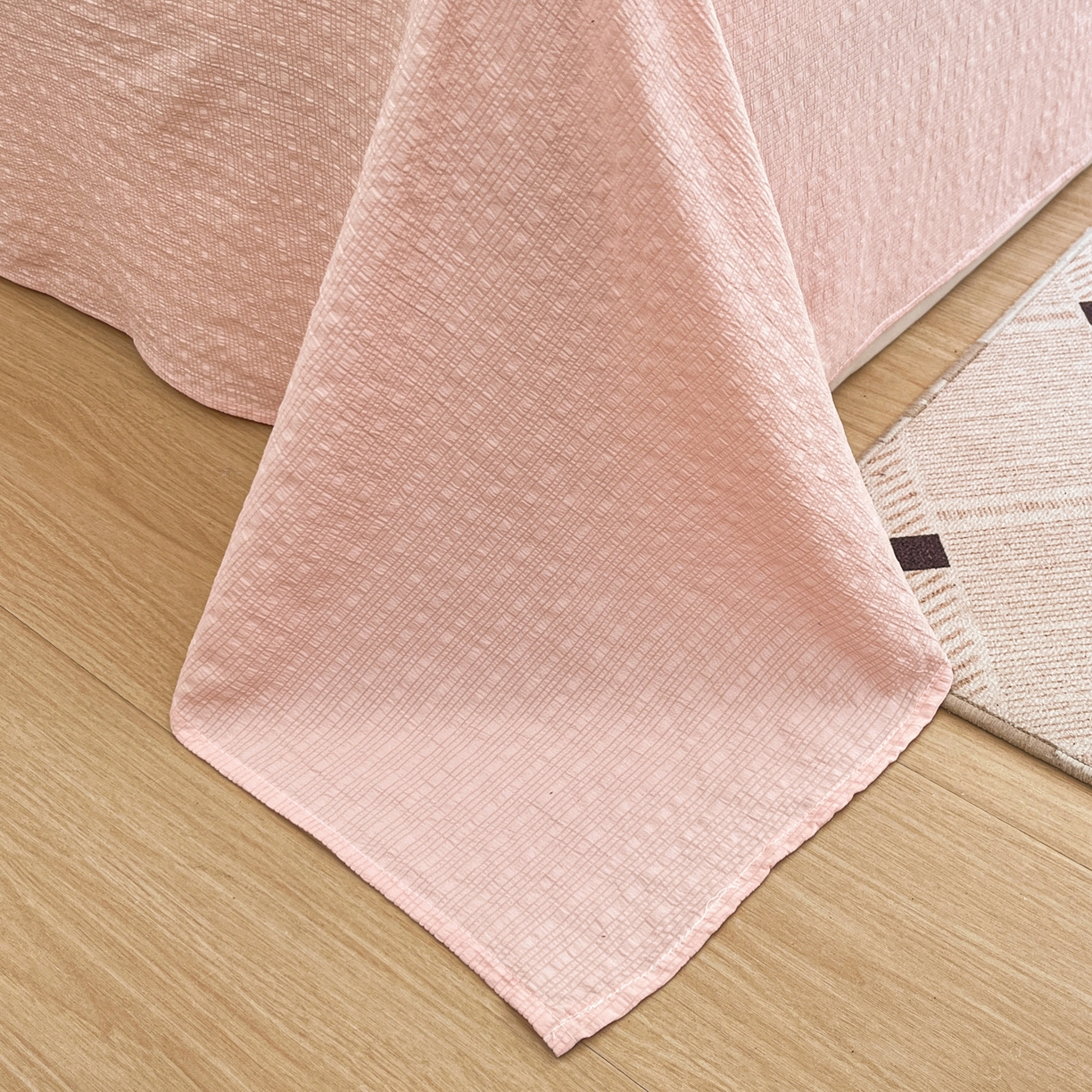 91家纺网 家纺一手货源 找家纺 慕澄家纺 2026新款小清新印花泡芙纱贝壳边四件套 少女花田