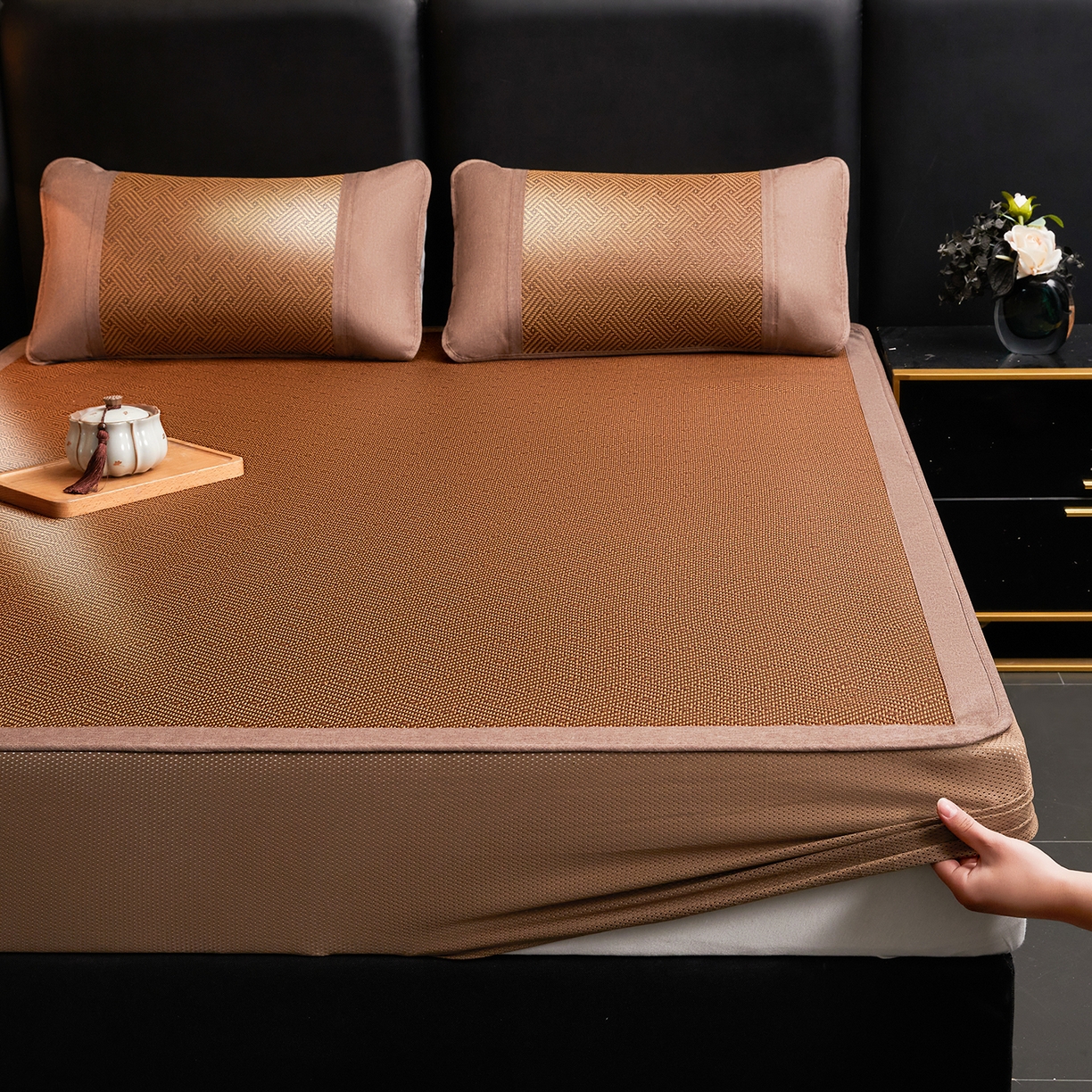 91家纺网 家纺一手货源 找家纺 绒艺席业 2026新款加密古香玉床笠款藤席凉席席子 藤韵