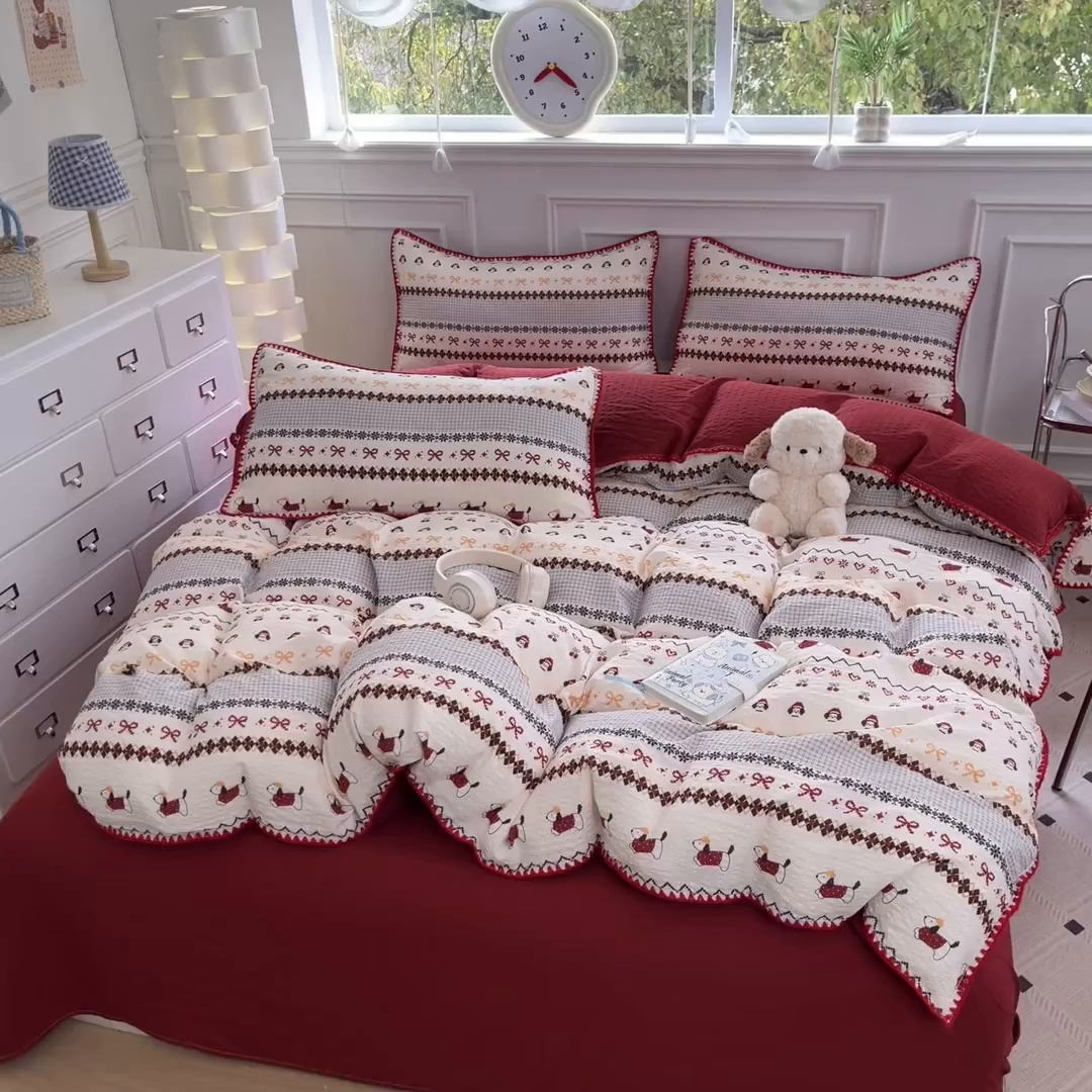 91家纺网 家纺一手货源 找家纺 慕澄家纺 2026新款小清新印花泡芙纱贝壳边四件套 童话镇