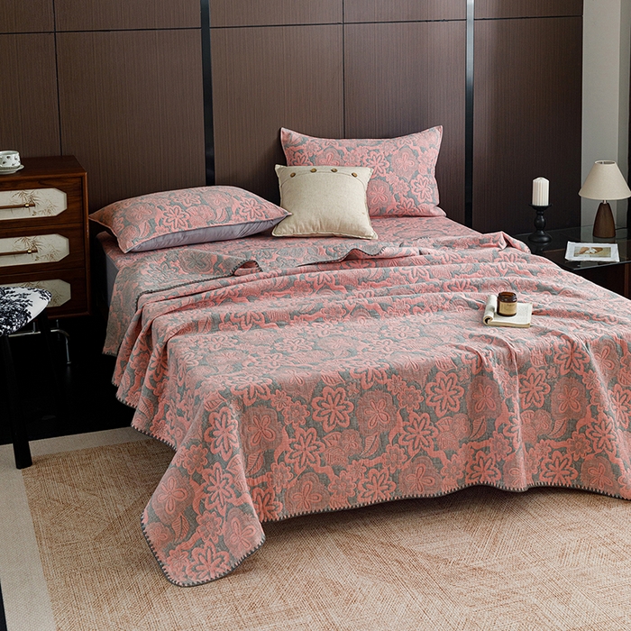 91家纺网 家纺一手货源 找家纺 悦然毛巾被 2026新款全棉三层纱A类多功能毛巾被休闲毯夏被床盖床单 花间小憩