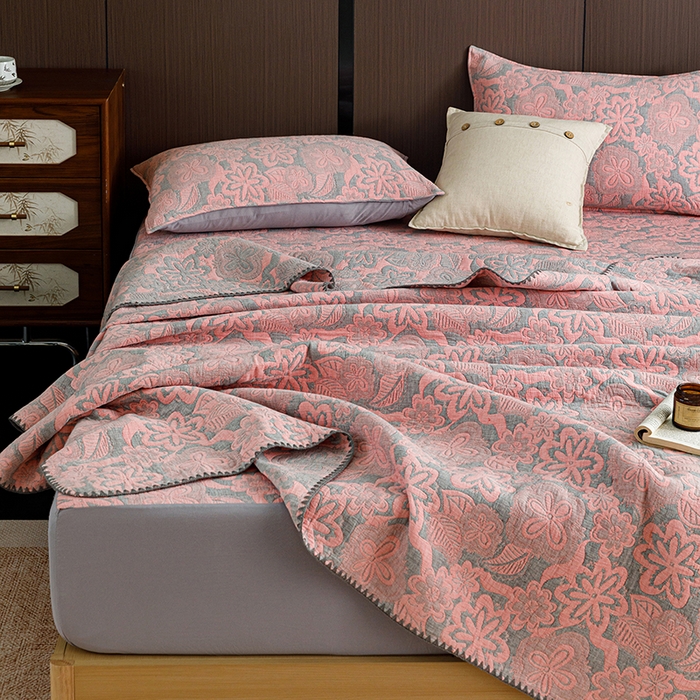 91家纺网 家纺一手货源 找家纺 悦然毛巾被 2026新款全棉三层纱A类多功能毛巾被休闲毯夏被床盖床单 花间小憩