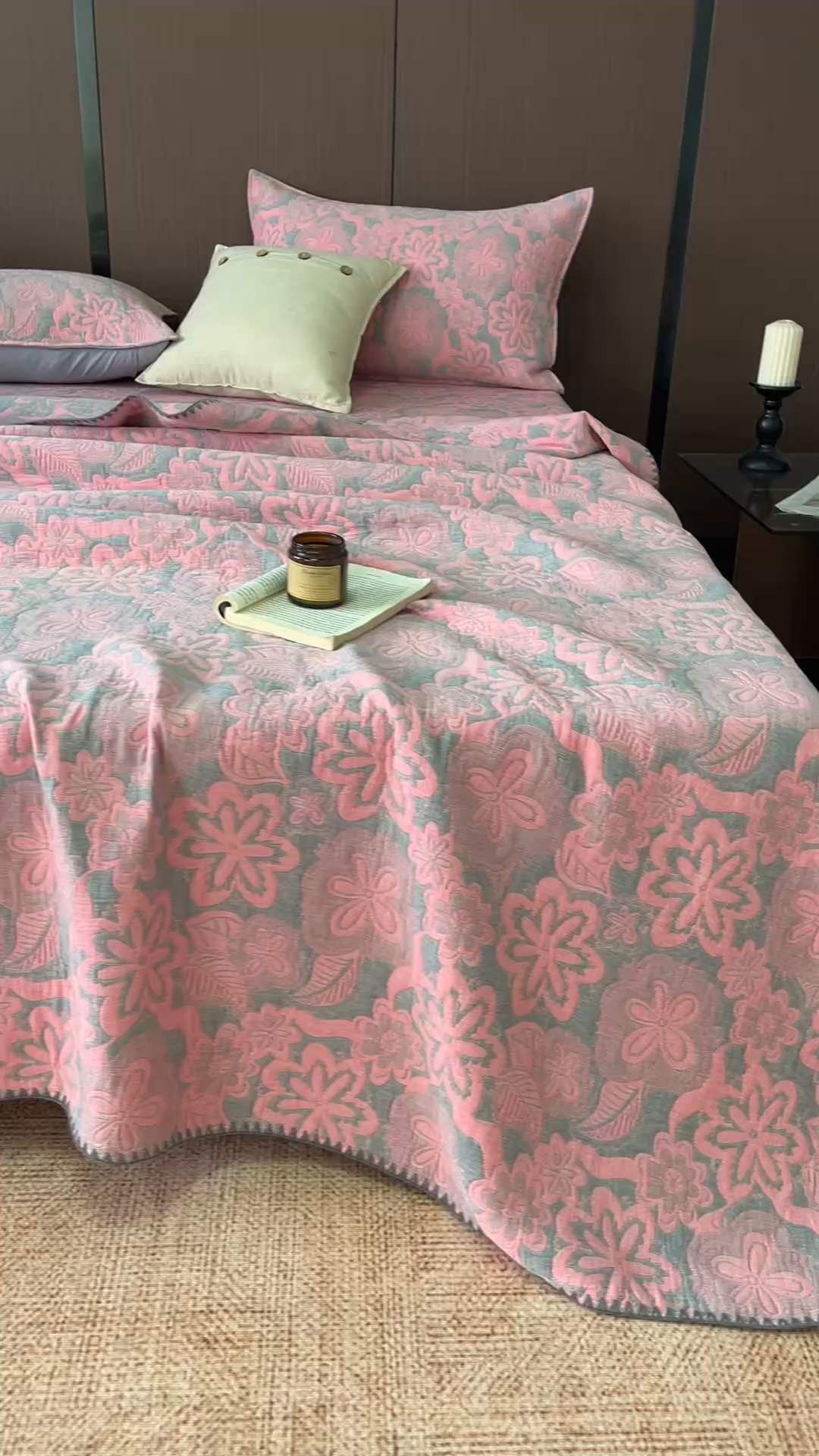 91家纺网 家纺一手货源 找家纺 悦然毛巾被 2026新款全棉三层纱A类多功能毛巾被休闲毯夏被床盖床单 花间小憩