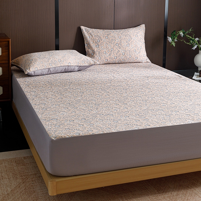 91家纺网 家纺一手货源 找家纺 悦然毛巾被 2026新款全棉三层纱A类多功能毛巾被休闲毯夏被床盖床单 花涧寻踪