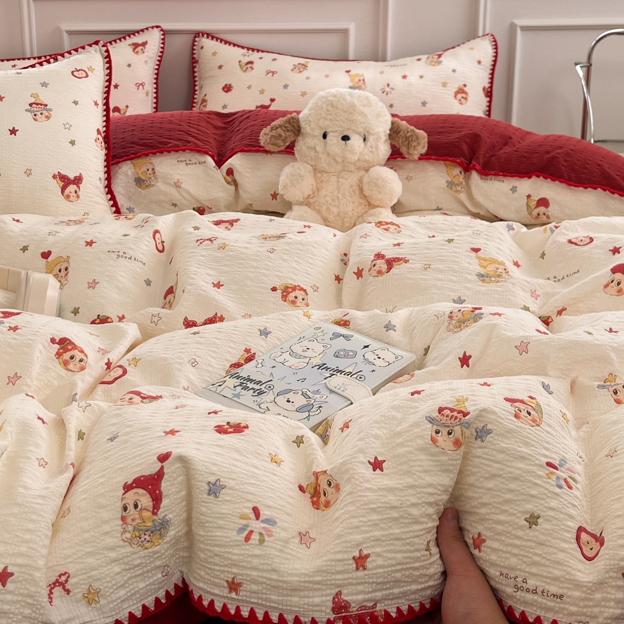 91家纺网 家纺一手货源 找家纺 慕澄家纺 2026新款小清新印花泡芙纱贝壳边四件套 星落小红帽