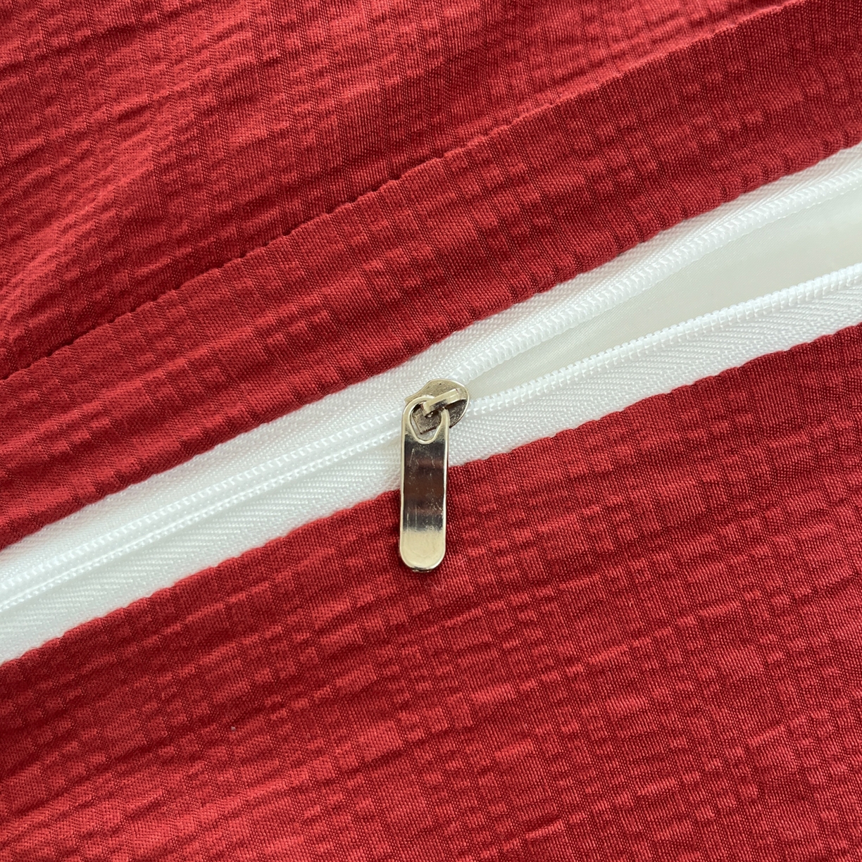 91家纺网 家纺一手货源 找家纺 慕澄家纺 2026新款小清新印花泡芙纱贝壳边四件套 星落小红帽