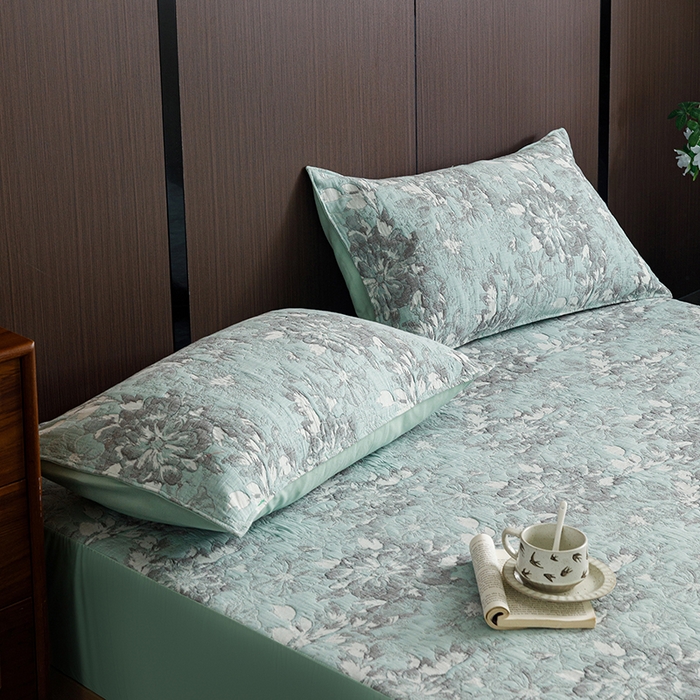 91家纺网 家纺一手货源 找家纺 悦然毛巾被 2026新款全棉三层纱A类多功能毛巾被休闲毯夏被床盖床单 浅夏微风