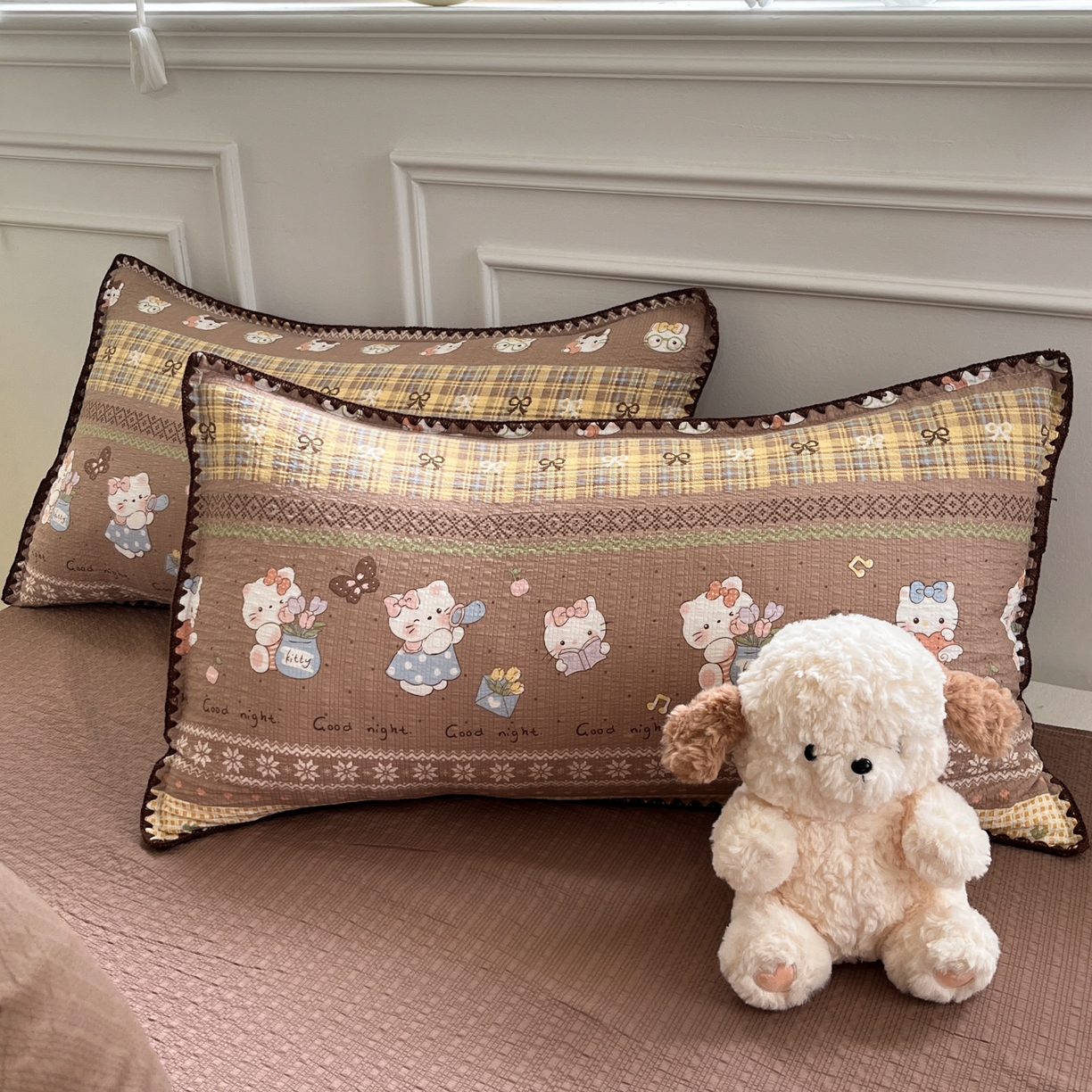 91家纺网 家纺一手货源 找家纺 慕澄家纺 2026新款小清新印花泡芙纱贝壳边四件套 椰棕猫软糖