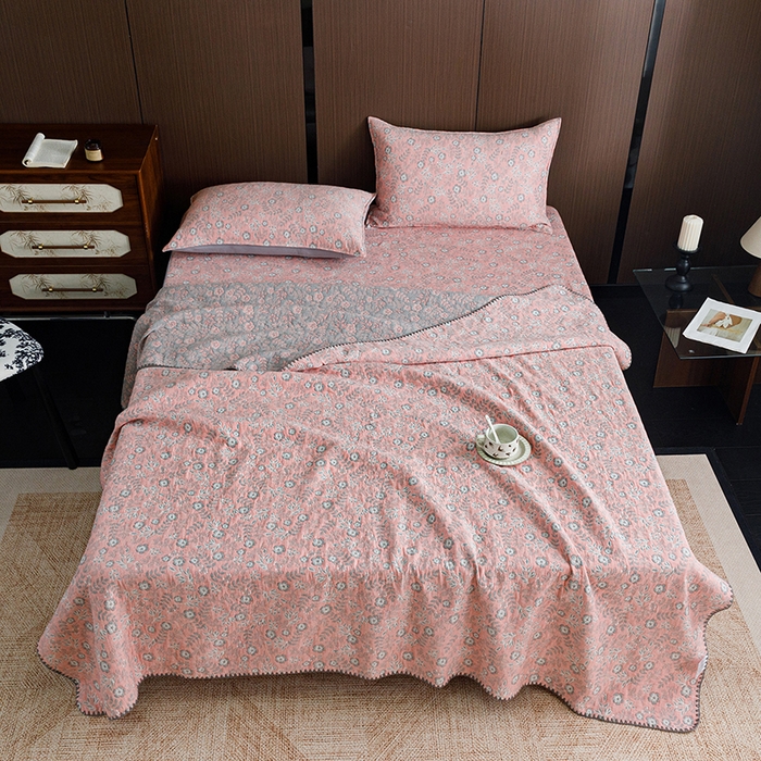 91家纺网 家纺一手货源 找家纺 悦然毛巾被 2026新款全棉三层纱A类多功能毛巾被休闲毯夏被床盖床单 软雾轻眠