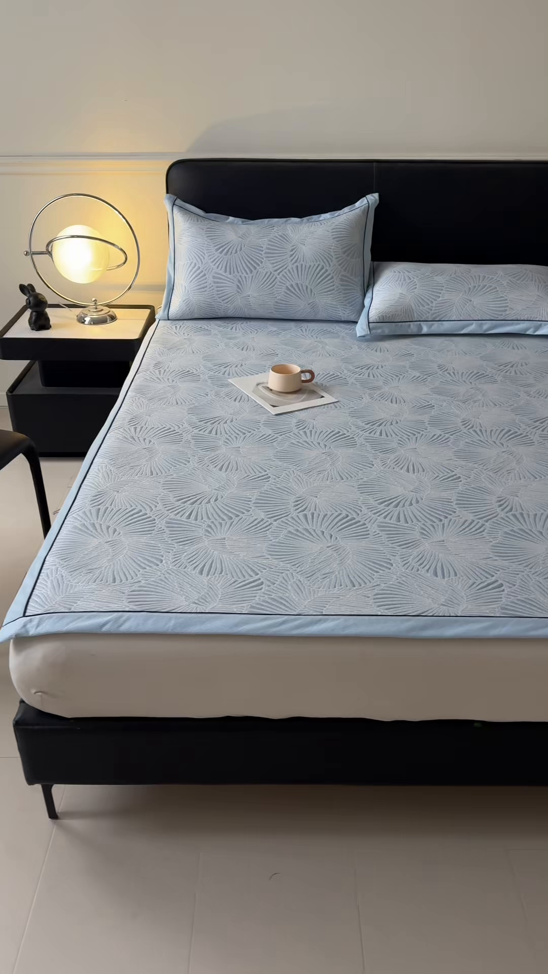 91家纺网 家纺一手货源 找家纺 绒艺席业 2026年新款立体浮雕工艺正宗凉感豆豆席凉席席子-平铺款 豆豆银杏叶-蓝色