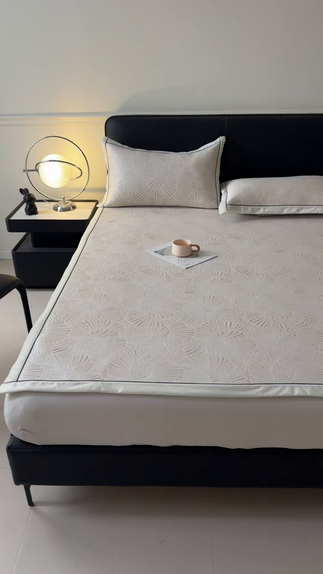 91家纺网 家纺一手货源 找家纺 绒艺席业 2026年新款立体浮雕工艺正宗凉感豆豆席凉席席子-平铺款 豆豆银杏叶-米色