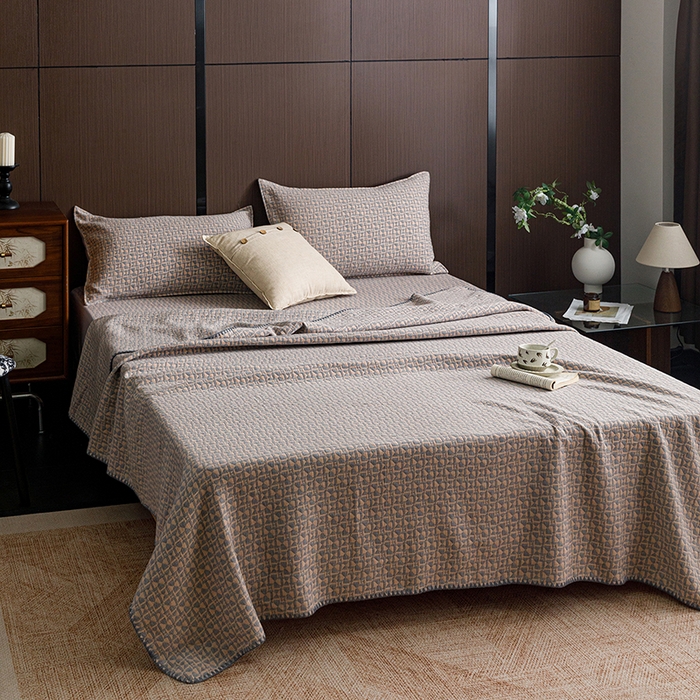 91家纺网 家纺一手货源 找家纺 悦然毛巾被 2026新款全棉三层纱A类多功能毛巾被休闲毯夏被床盖床单 星落棉柔