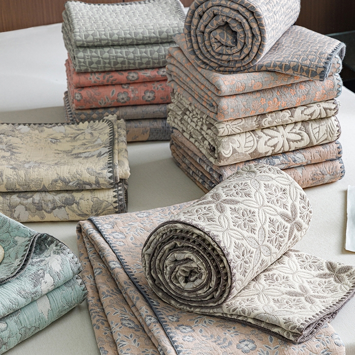 91家纺网 家纺一手货源 找家纺 悦然毛巾被 2026新款全棉三层纱A类多功能毛巾被休闲毯夏被床盖床单 组合