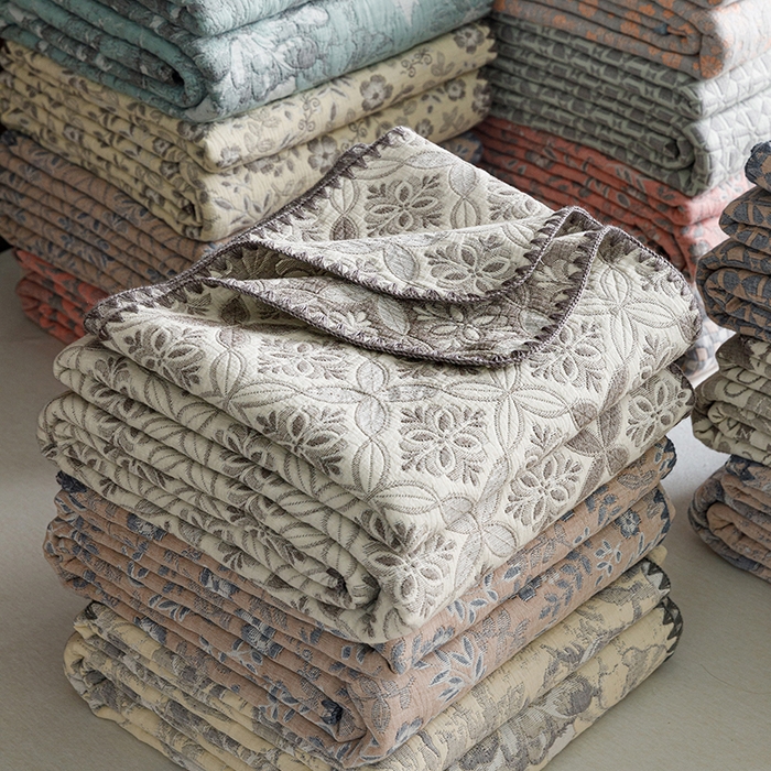 91家纺网 家纺一手货源 找家纺 悦然毛巾被 2026新款全棉三层纱A类多功能毛巾被休闲毯夏被床盖床单 组合