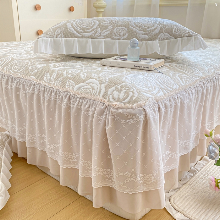 91家纺网 家纺一手货源 找家纺 伊人坊 2026新款A类550克凉感提花值过0.21冰豆豆家用凉席子三件套夏季-床裙款 玫瑰－咖