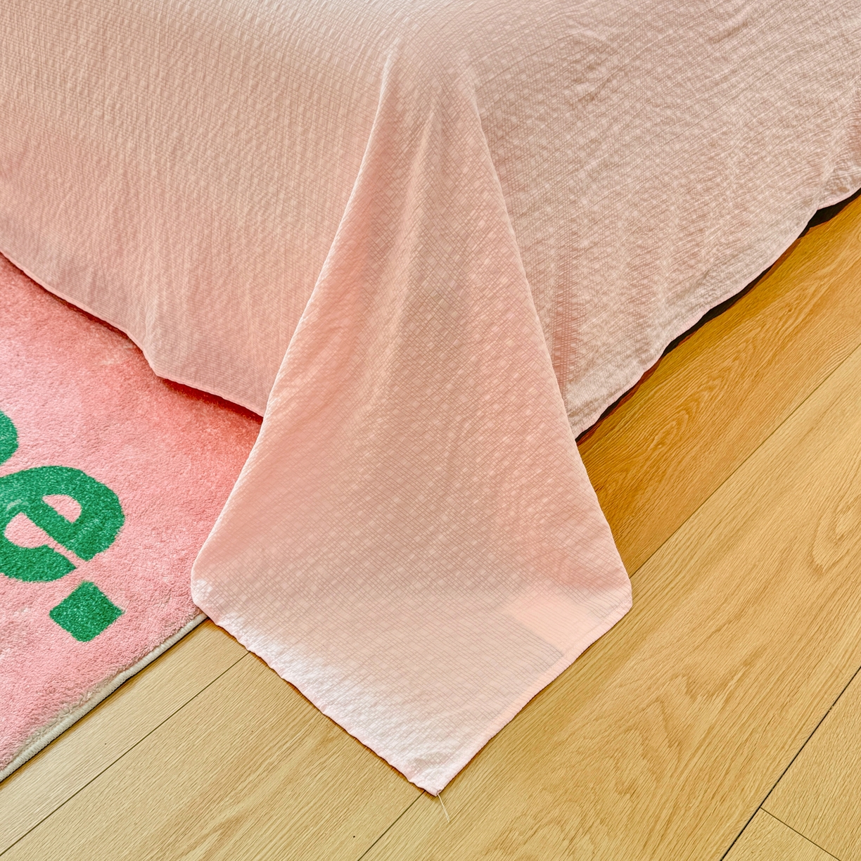 91家纺网 家纺一手货源 找家纺 （总）慕澄家纺 2026新款泡芙棉贝壳边印花夏被四件套