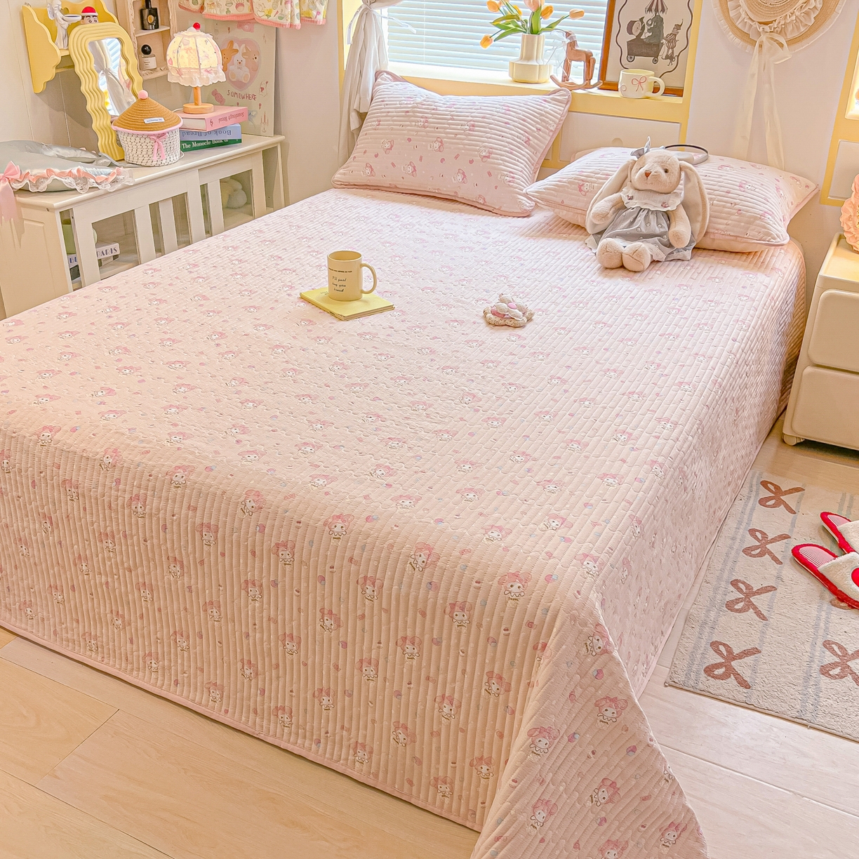 91家纺网 家纺一手货源 找家纺 乐逸家纺  2026新款A类云感双层纱夏被床盖四件套 粉粉兔