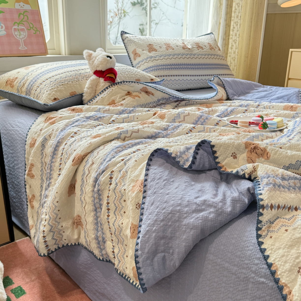 91家纺网 家纺一手货源 找家纺 慕澄家纺 2026新款泡芙棉贝壳边印花夏被四件套 夏被-奶蓝部落