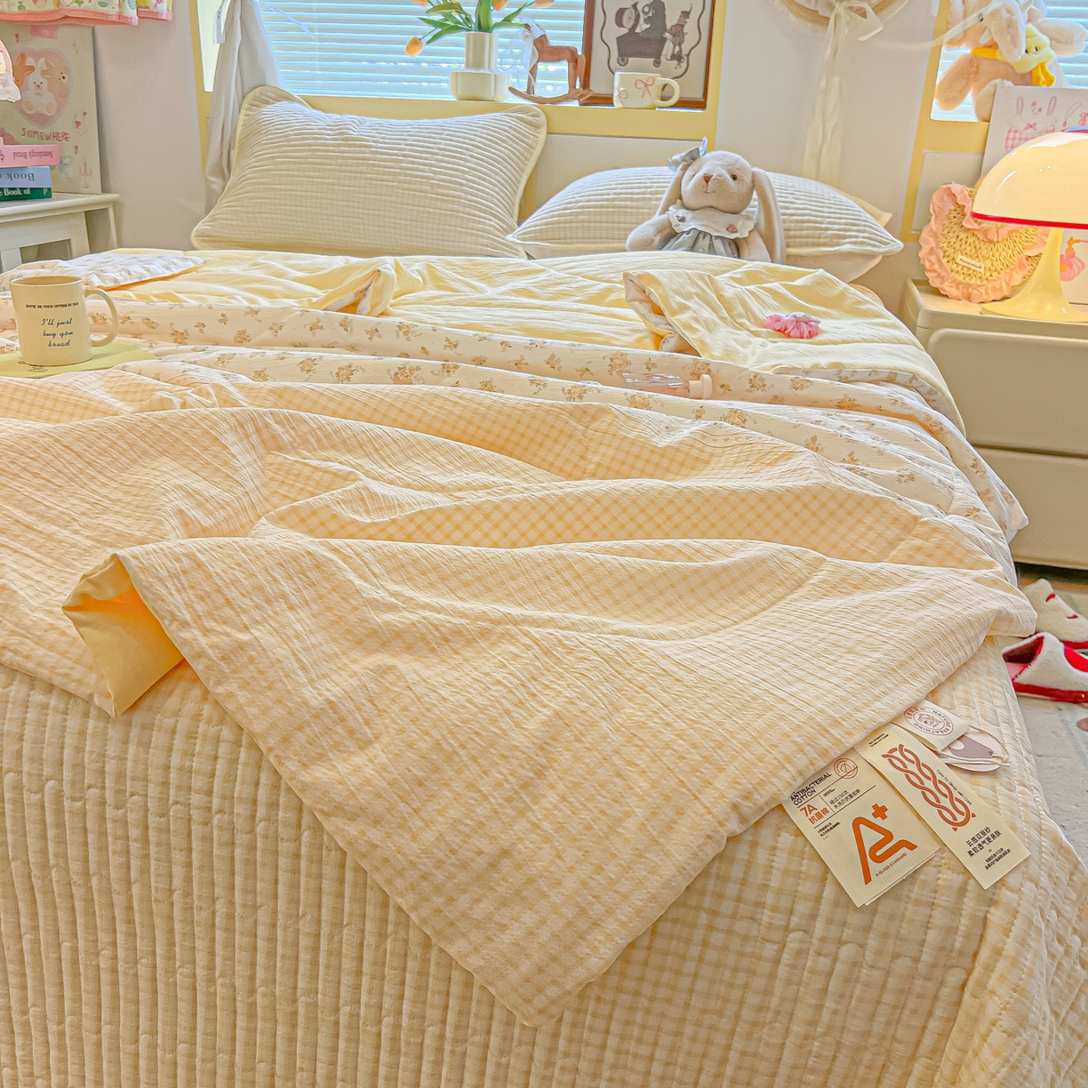 91家纺网 家纺一手货源 找家纺 乐逸家纺  2026新款A类云感双层纱夏被床盖四件套 暖花