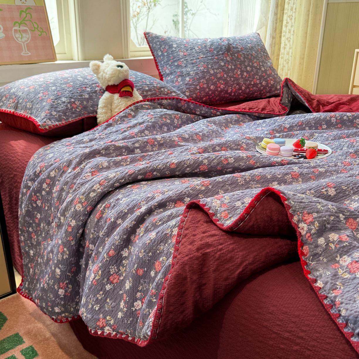 91家纺网 家纺一手货源 找家纺 慕澄家纺 2026新款泡芙棉贝壳边印花夏被四件套 夏被-午夜花园