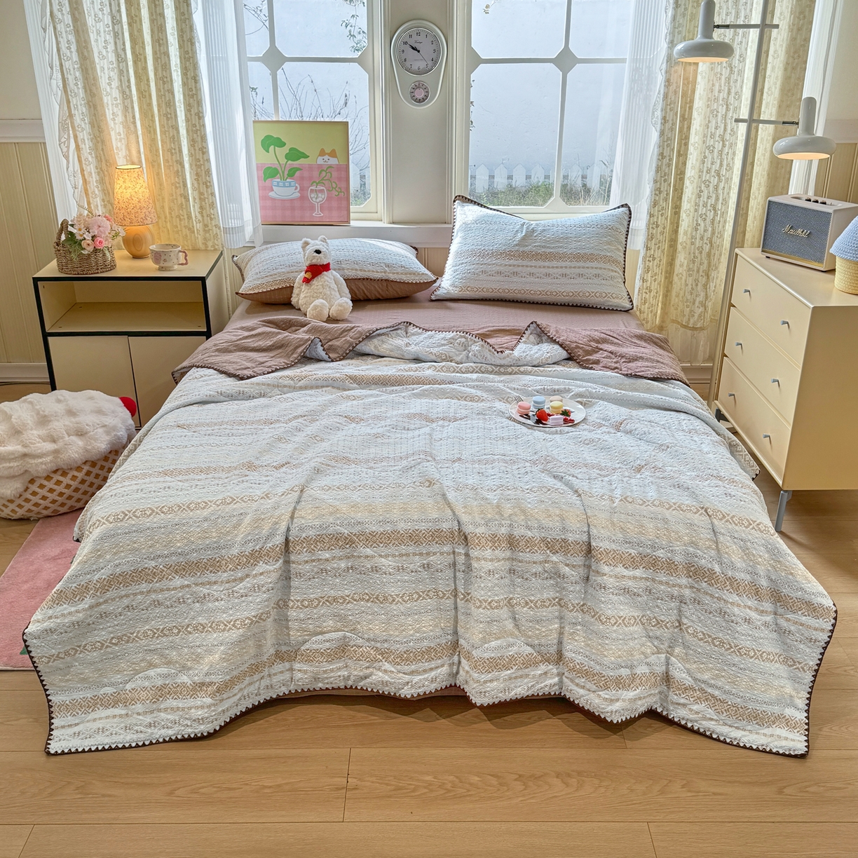 91家纺网 家纺一手货源 找家纺 慕澄家纺 2026新款泡芙棉贝壳边印花夏被四件套 夏被-焦糖海盐