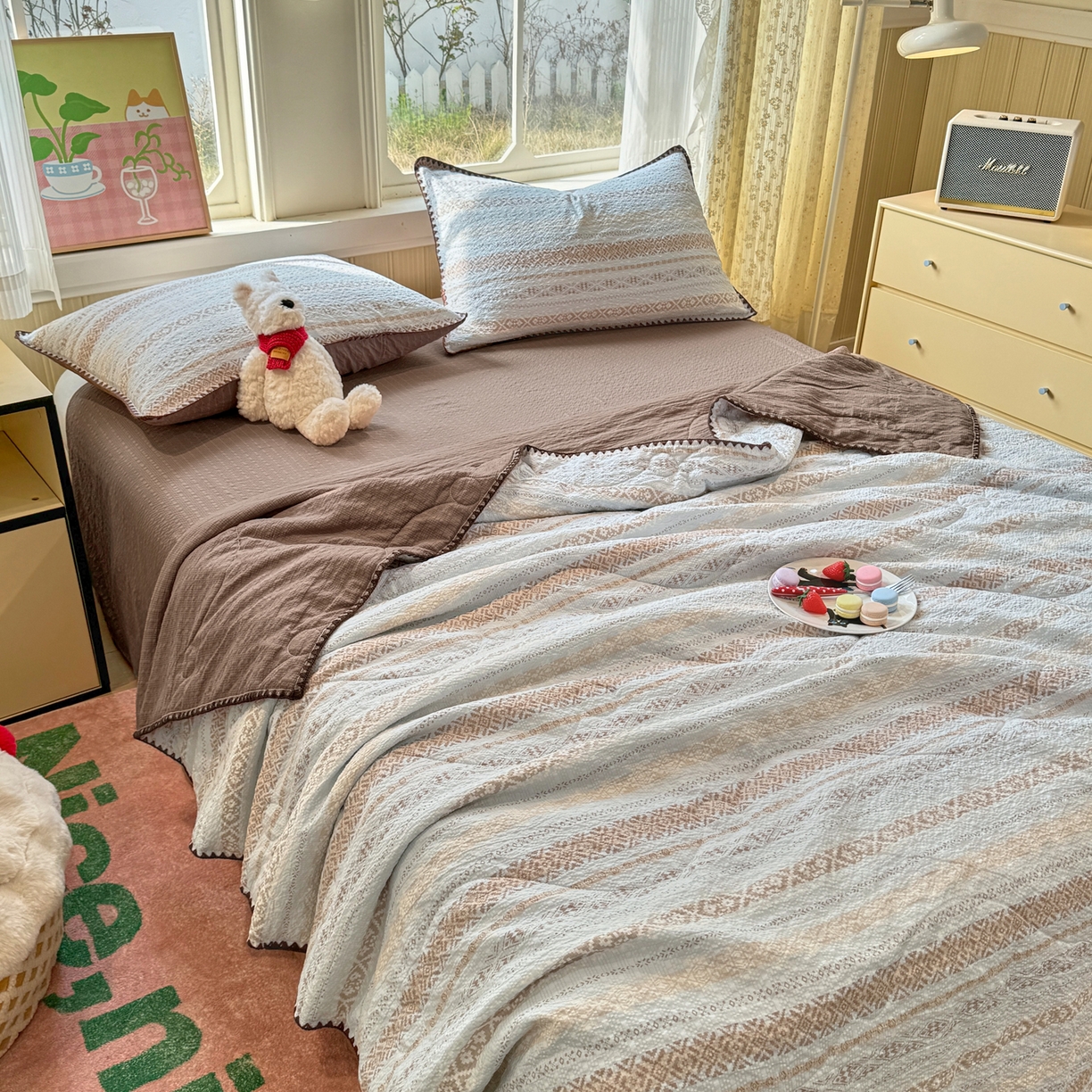 91家纺网 家纺一手货源 找家纺 慕澄家纺 2026新款泡芙棉贝壳边印花夏被四件套 夏被-焦糖海盐