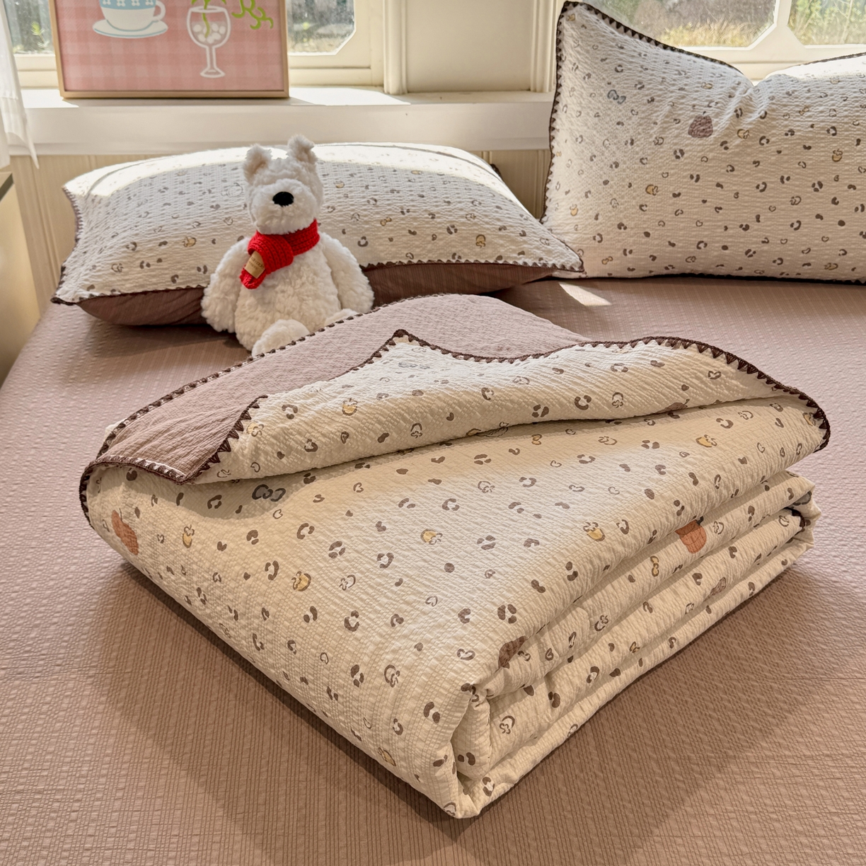 91家纺网 家纺一手货源 找家纺 慕澄家纺 2026新款泡芙棉贝壳边印花夏被四件套 夏被-栗栗南瓜派